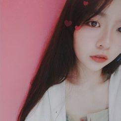 薇薇♡⃛(因外冷內熱常常讓人不敢靠近><
